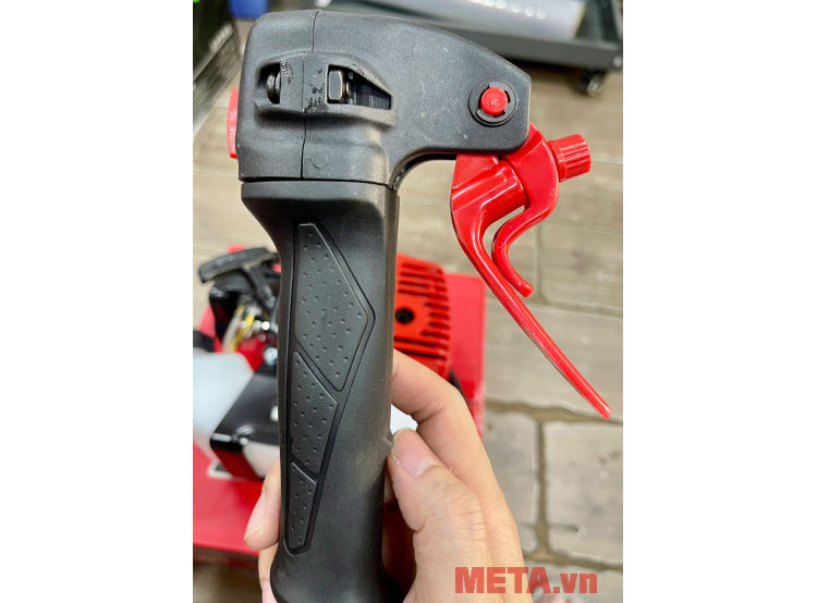 Máy cắt cỏ Oshima 330