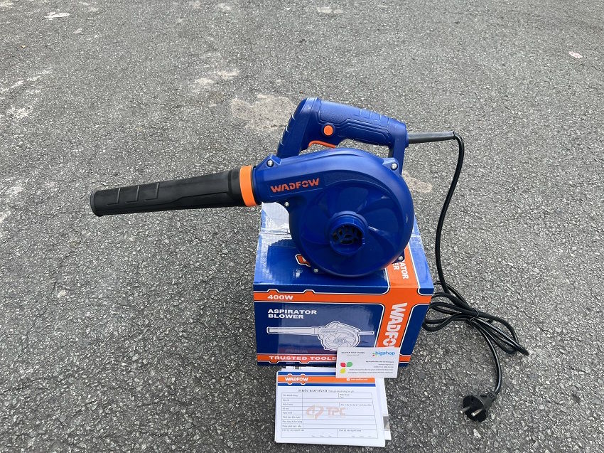 Máy thổi bụi 400W Wadfow WAB15401