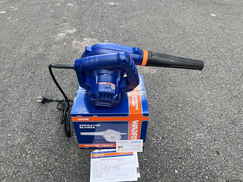 Máy thổi bụi 400W Wadfow WAB15401