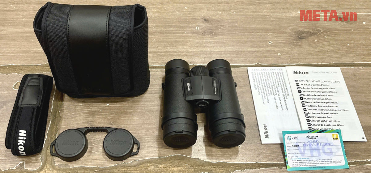 Bộ sản phẩm Ống nhòm Nikon Monarch M7 10x42 Ống nhòm Nikon Monarch M7 10x42