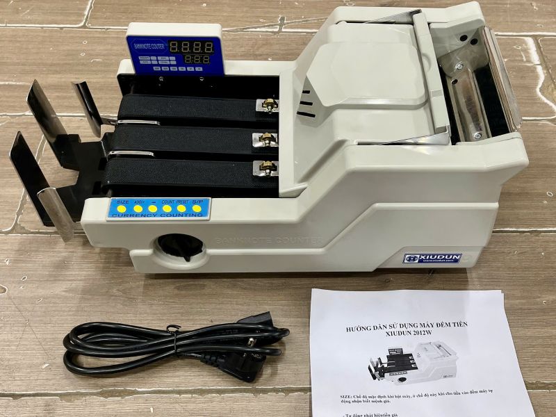 Máy đếm tiền Xiudun 2012W Máy đếm tiền Xiudun 2012W
