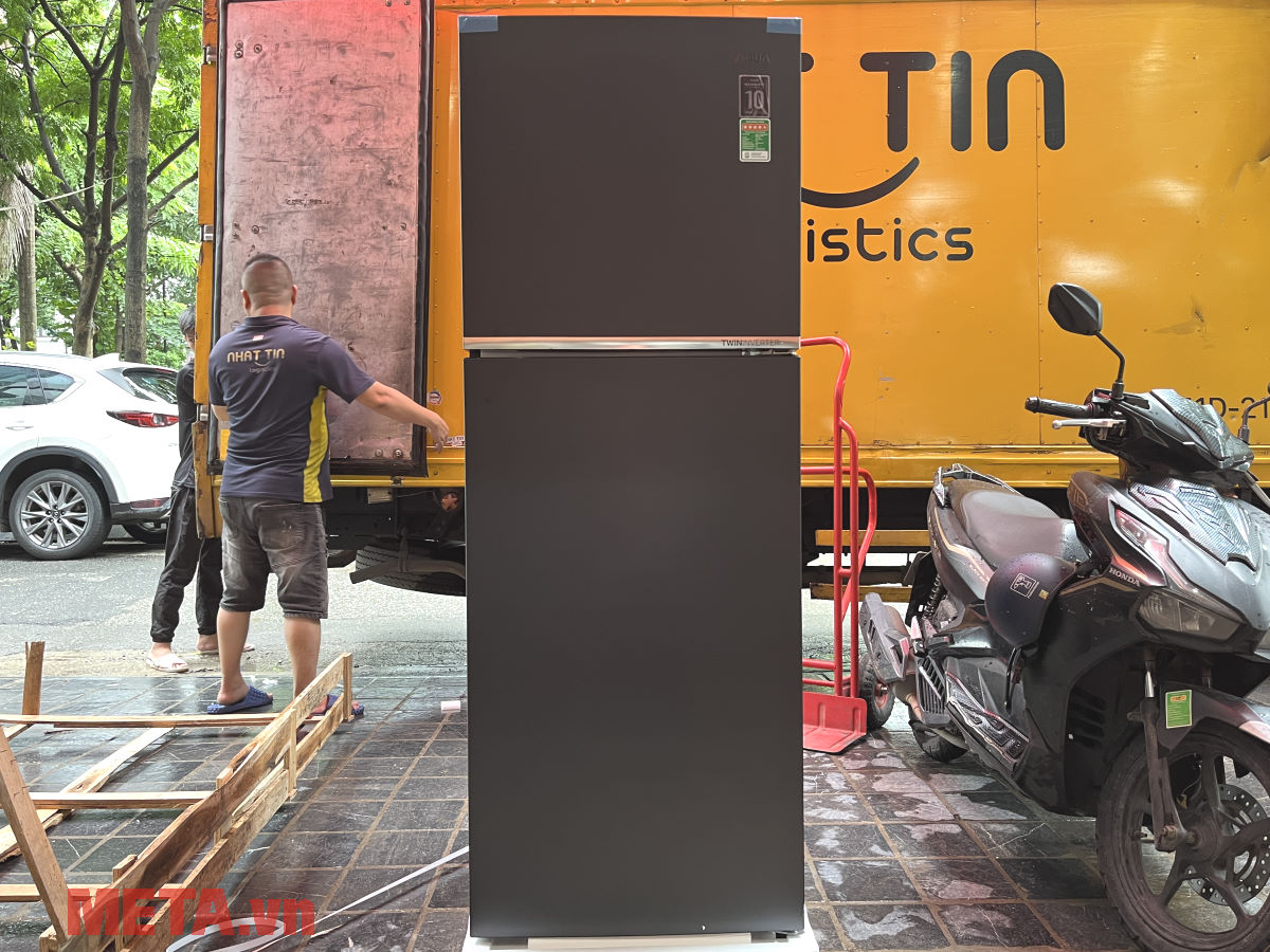 Tủ lạnh Aqua Inverter AQR-T380FA(SL)