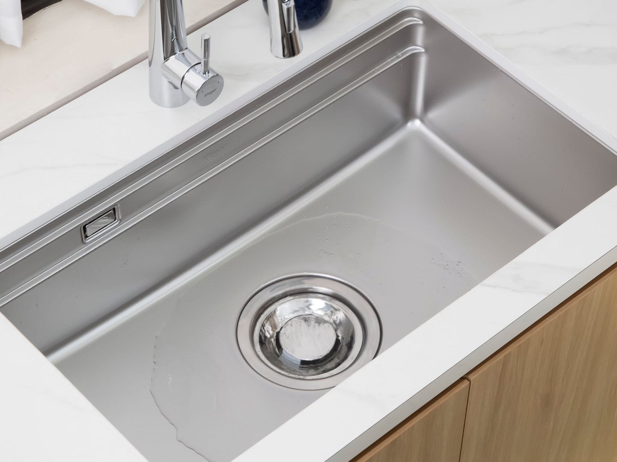 Chậu rửa bát Kluger KG7644FS Basic