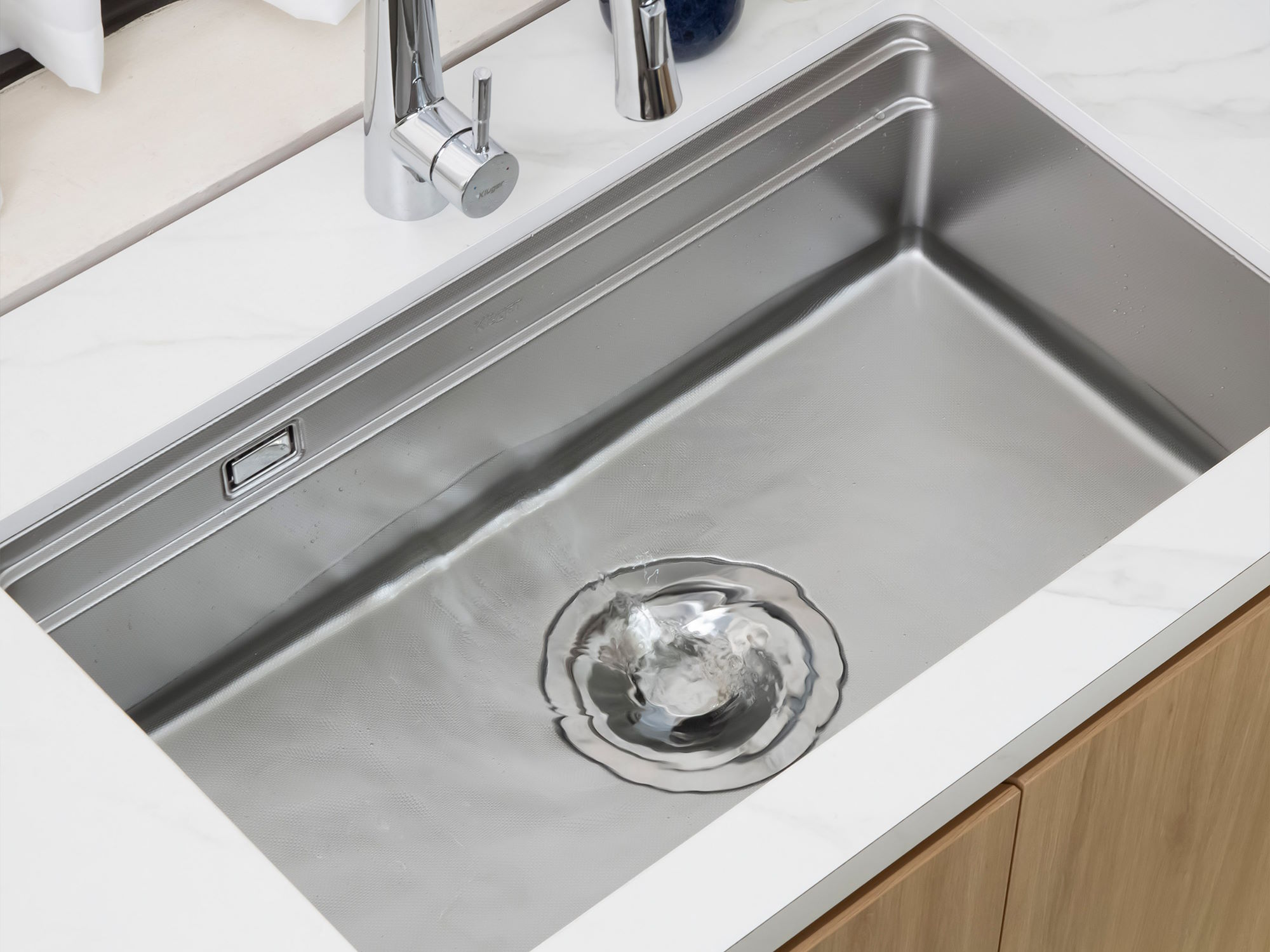 Chậu rửa bát Kluger KG7644FS Basic