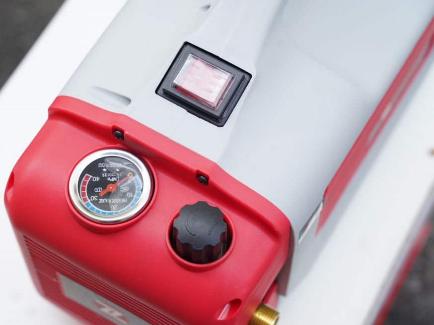 Máy xịt rửa áp lực Lintop LTW-2700 - 2.700W