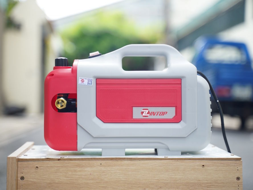 Máy xịt rửa áp lực Lintop LTW-2700 - 2.700W