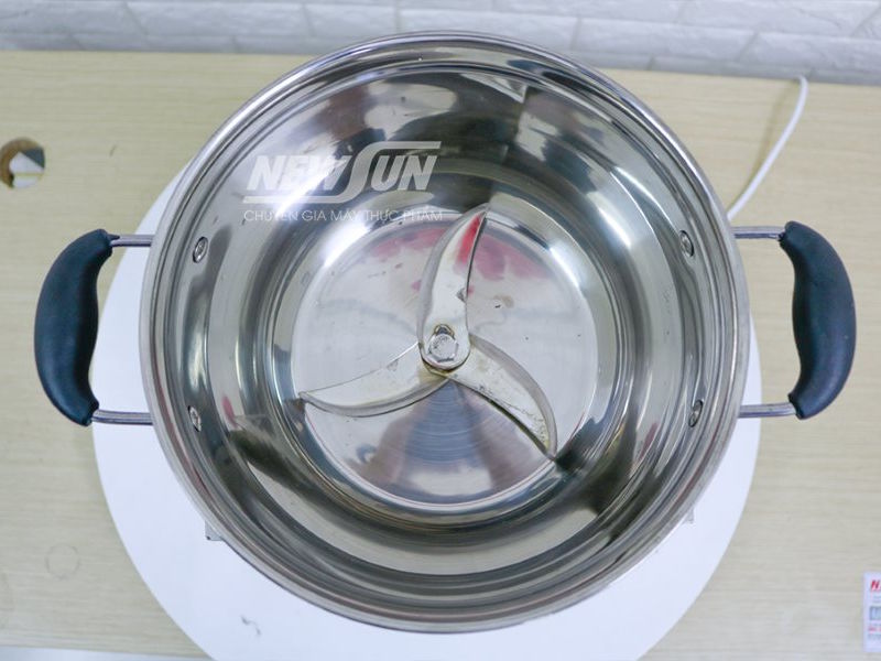 Máy xay giò chả NewSun mini 1 kg/mẻ