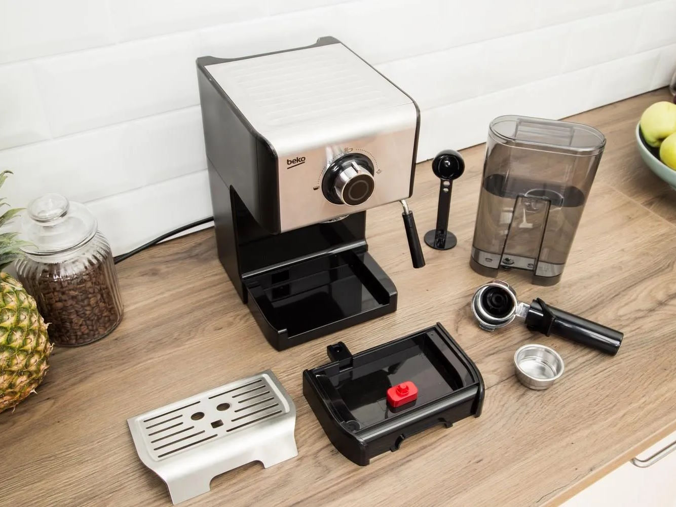 Máy pha cafe espresso Beko CEP5152B
