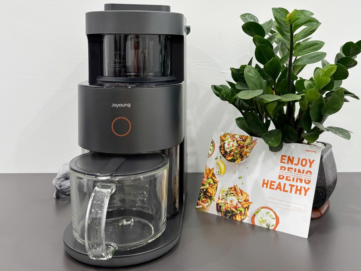 Máy làm sữa hạt Joyoung Y1-UK01