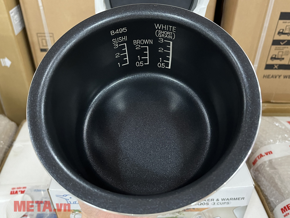 Nồi cơm điện Zojirushi NL-BGQ05