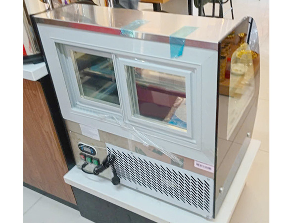 Tủ trưng bày Snow Village GB-120