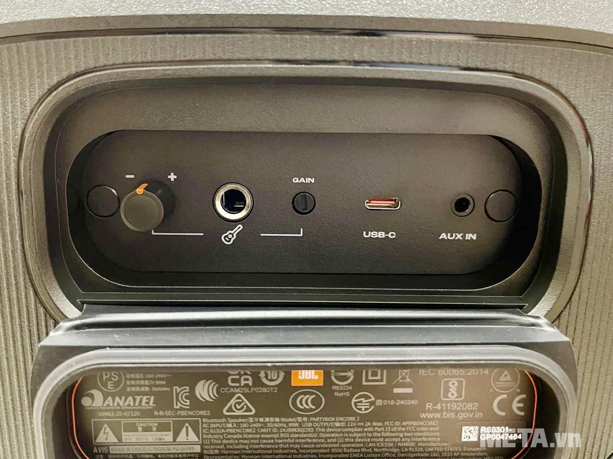 Cổng cắm Partybox Encore 2/JBLPBENCORE22MICAS