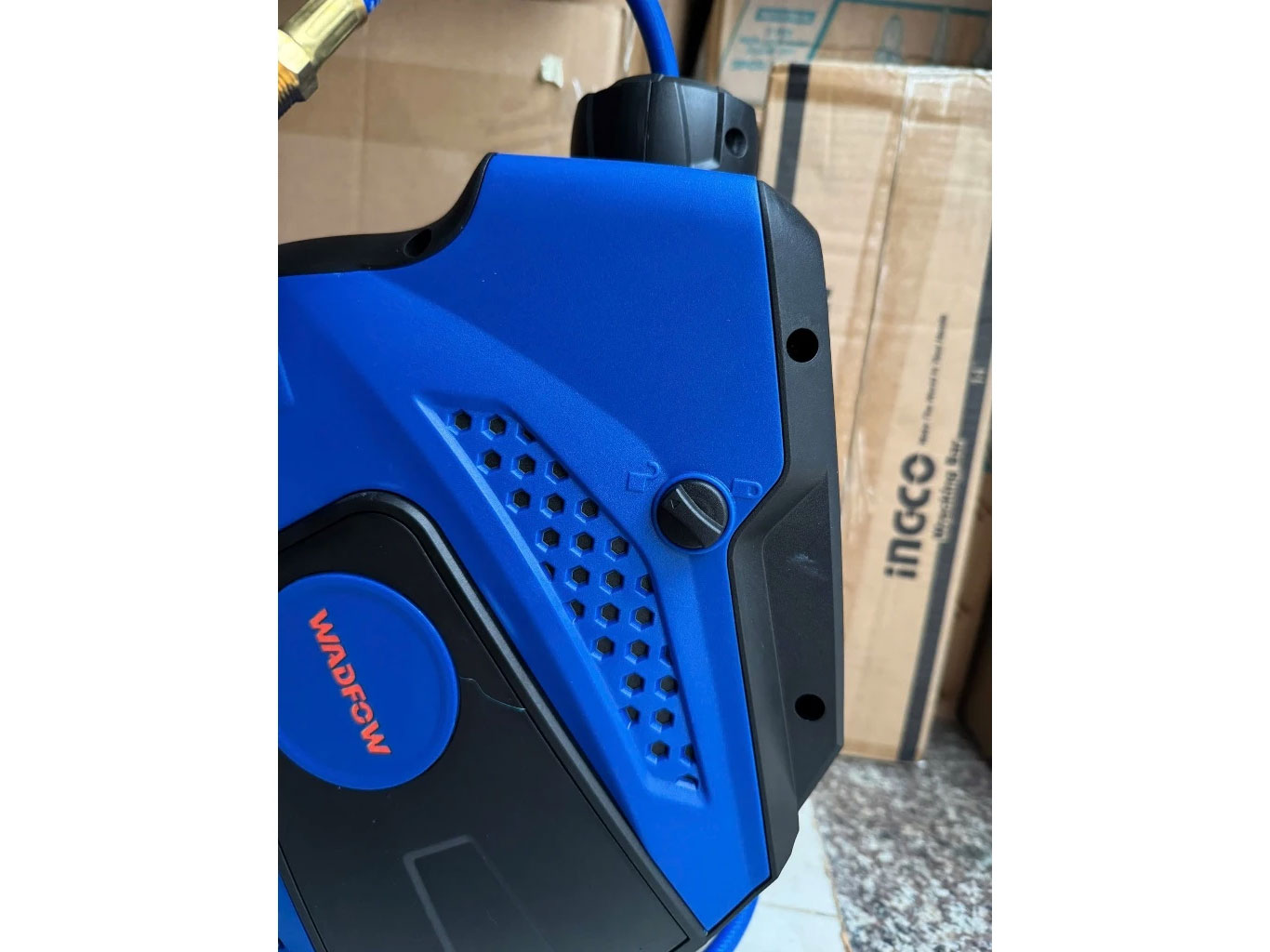 Cuộn dây hơi tự rút 14m Wadfow WAZ3515