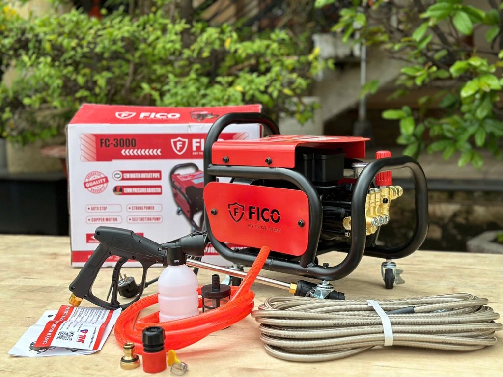 Máy xịt rửa Fico FC-3000