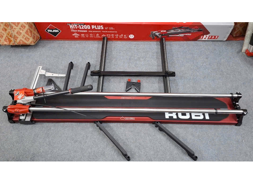 Máy cắt gạch Rubi HIT 1200 Plus