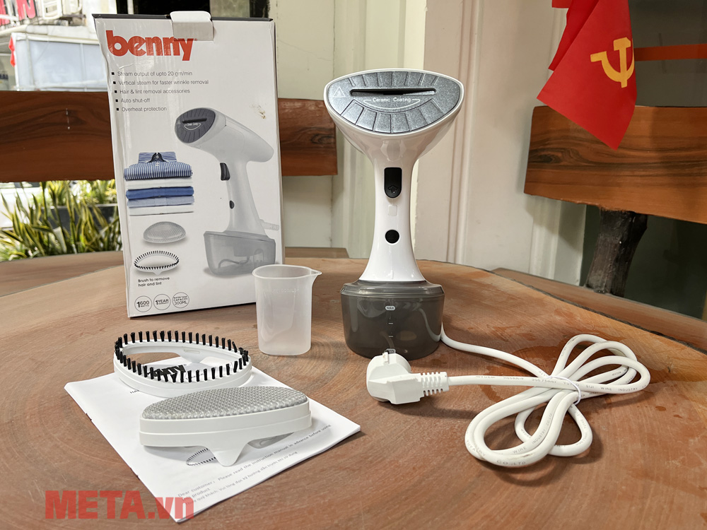 Bàn là hơi nước cầm tay Benny BIS 220S