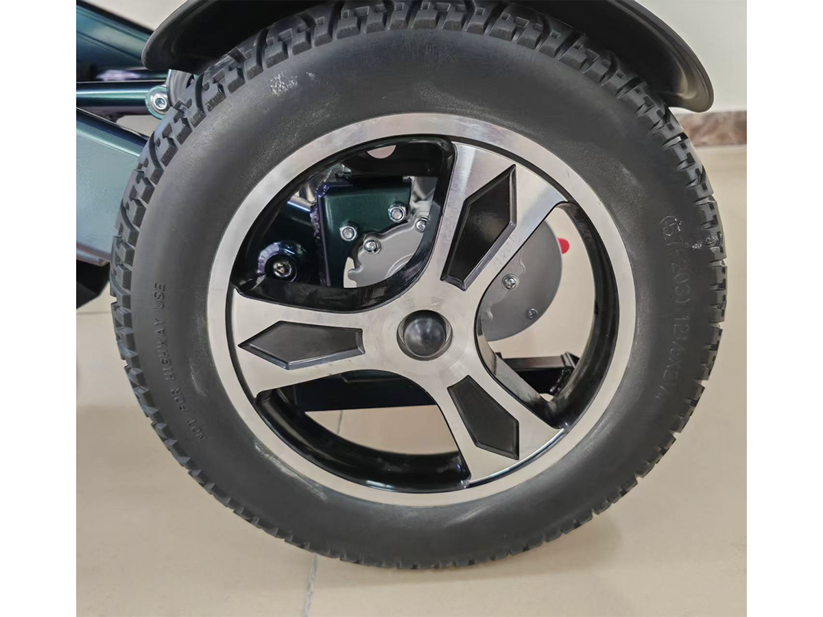 Xe lăn điện GBM-505