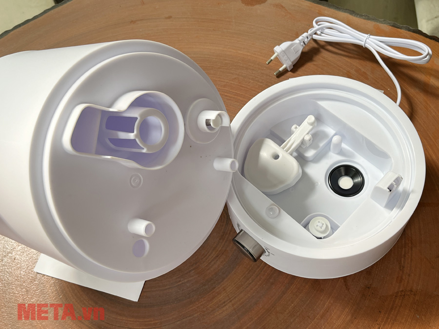 Máy phun sương tạo ẩm, xông tinh dầu Fujihome HM06M