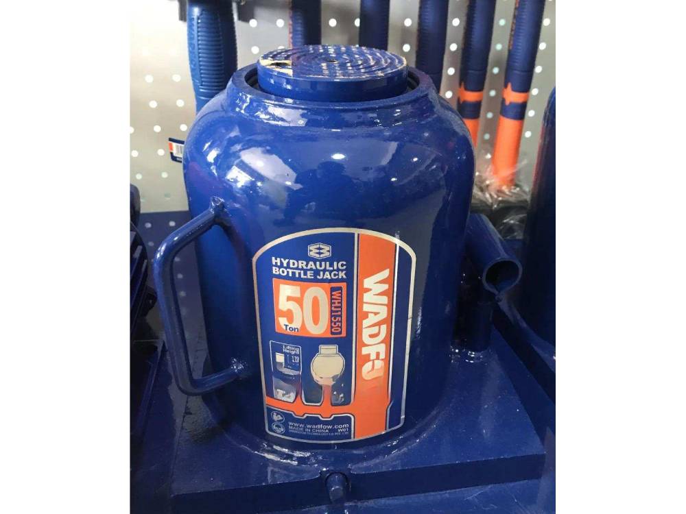 Kích đội 50 tấn Wadfow WHJ1550