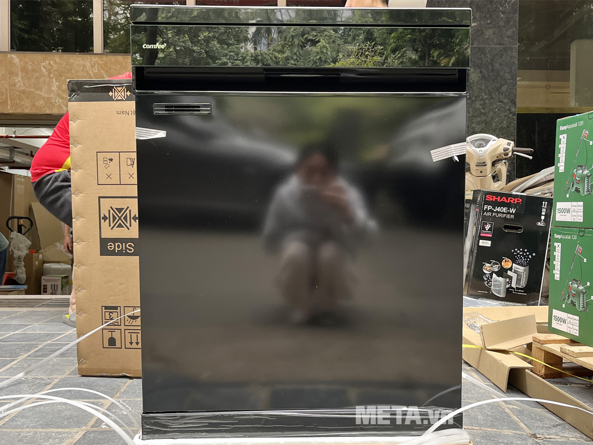 Máy rửa chén độc lập Comfee CDWEF1401HB-W-VN