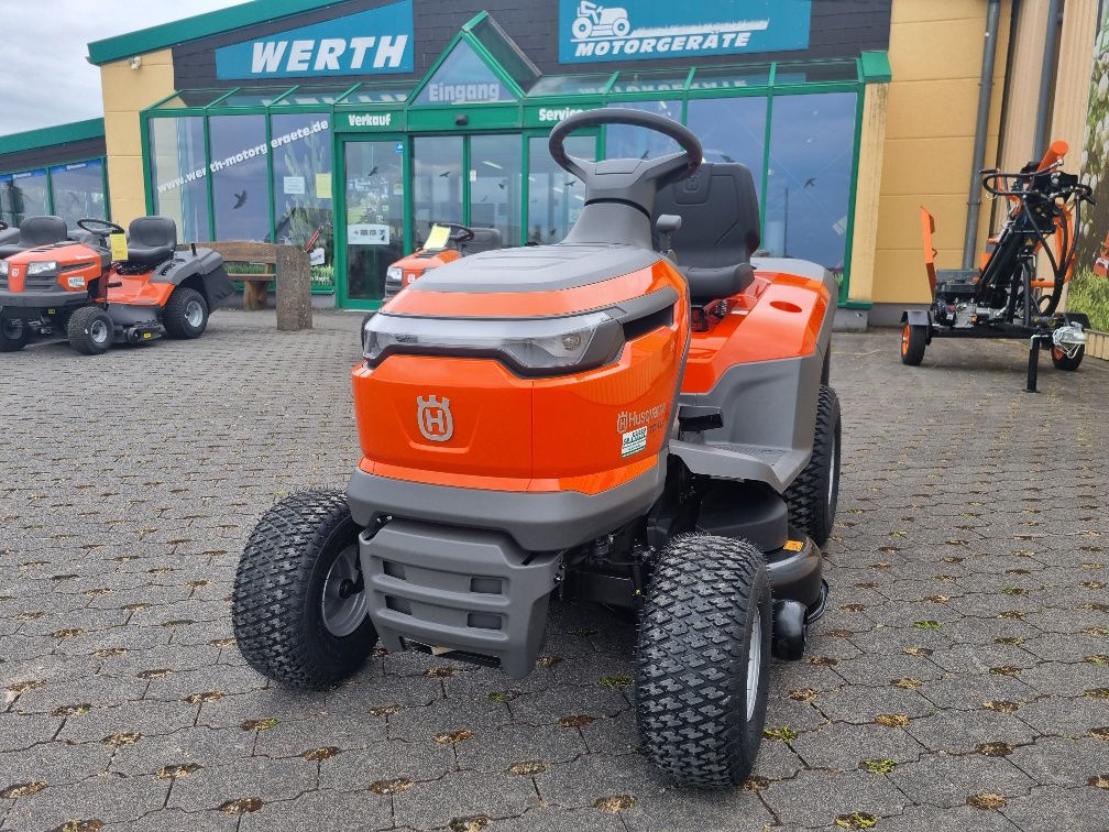 Máy cắt cỏ người lái Husqvarna TC 114