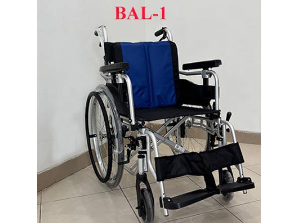 Xe lăn Miki BAL-1 khung hợp kim nhôm