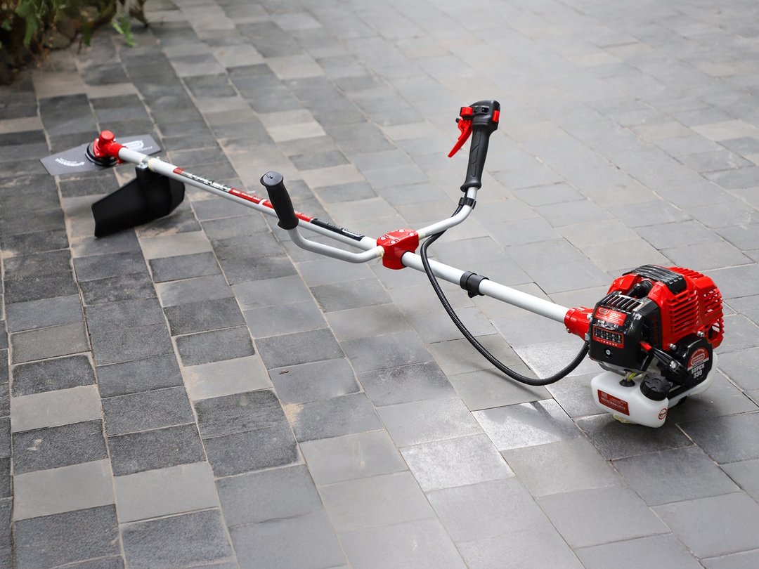 Máy cắt cỏ 2 thì Oshima  