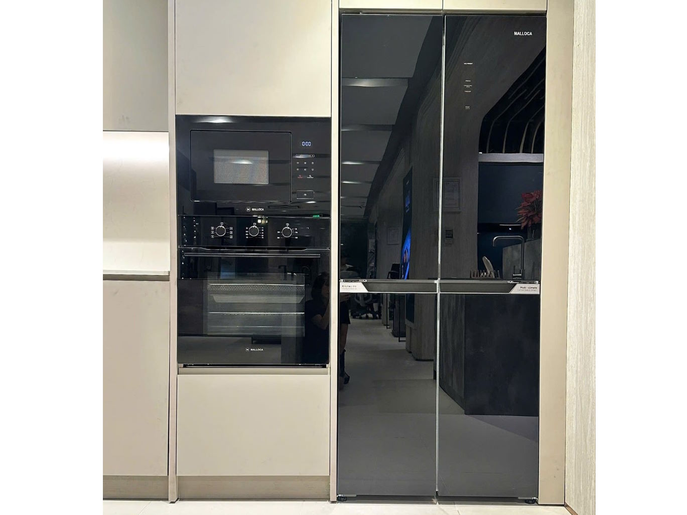 Tủ lạnh Kitchen-Fit MF428SBI