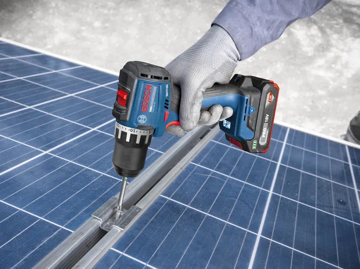 Máy khoan bắt vít dùng pin Bosch GSR 18V-52 06019S00C0 (Solo chưa pin, sạc)