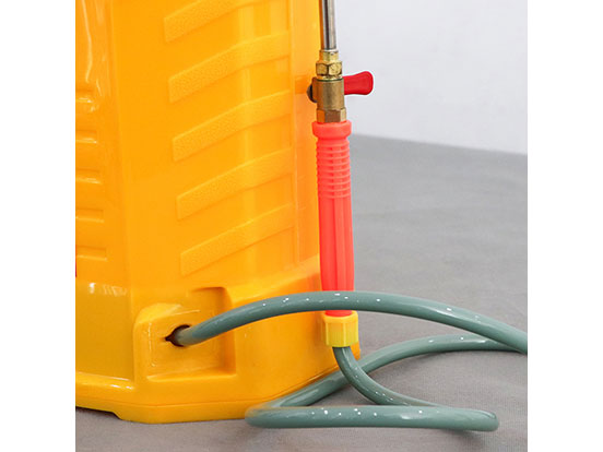 Máy phun thuốc trừ sâu, côn trùng điện Con Ong Vàng Li16 (1 pin)