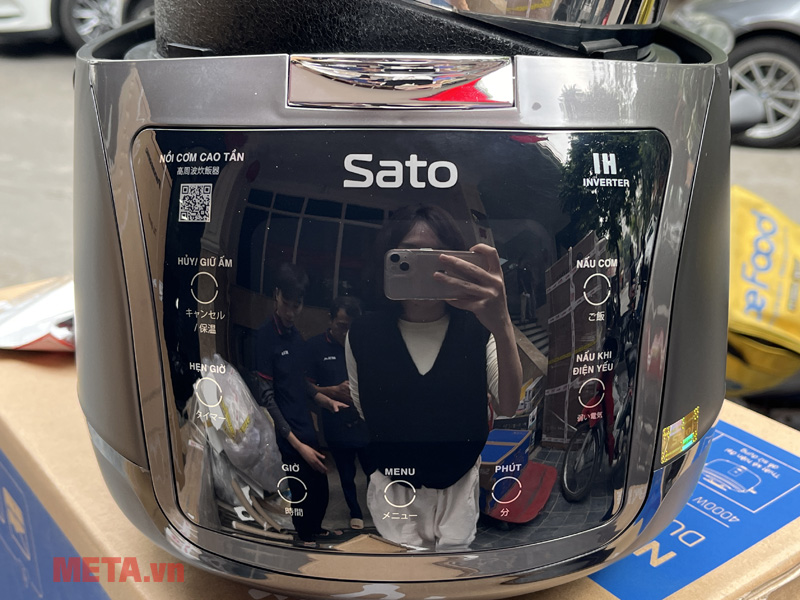 Nồi cơm điện cao tần Sato 18CT015/016