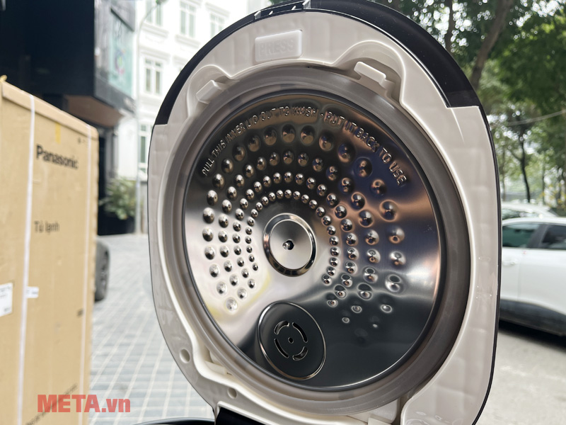 Nồi cơm điện cao tần Sato 18CT015/016