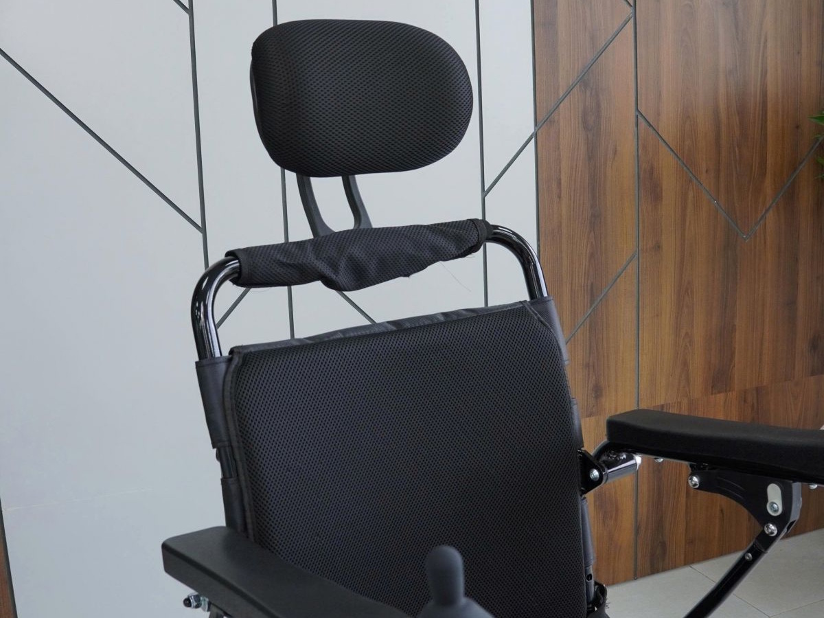 Xe lăn điện cao cấp Lucass XE-603L