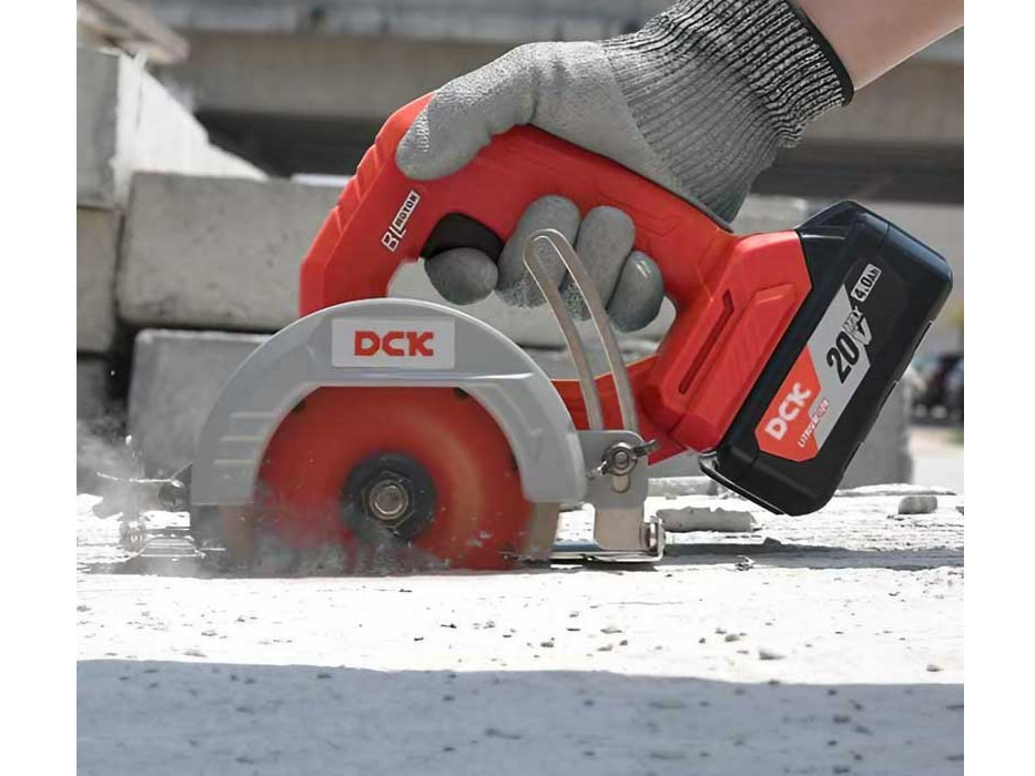 Máy cắt gạch dùng pin Li-ion 20V KDZE125 (TYPE Z, chưa pin, sạc)