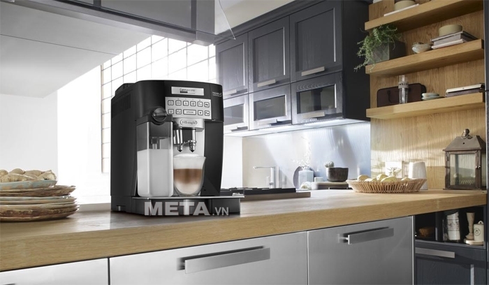 Máy pha cà phê Delonghi ECAM 22.360.B