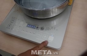 Bếp từ Bluestone ICB-6688