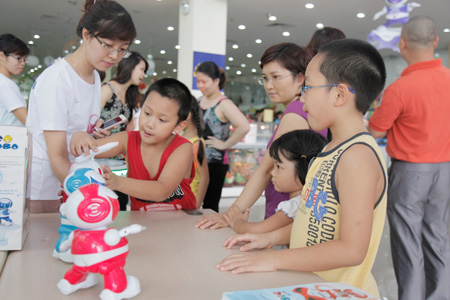 DiscoRobo đơn - Phiên bản mới song ngữ Anh - Việt