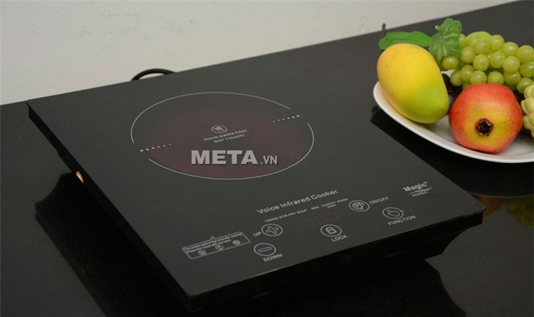 Mặt bếp hồng ngoại Magic A34 bằng chất liệu kính Ceramic dẫn nhiệt cực tốt