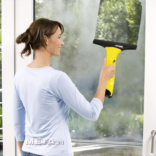 Máy lau kính Karcher WV 50 dùng vệ sinh cửa Window hay cửa kính ô tô dễ dàng.