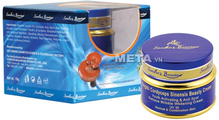Kem dưỡng da Sandra's Beauty Ling Zhi Cordyceps Sinensis Beauty Cream TP132 giúp thanh lọc da và nuôi dưỡng làn da mịn màng hơn.