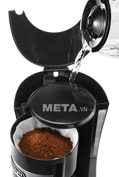 Máy lọc cà phê Delonghi Drip ICM15210 có cơ chế hoạt động đơn giản, giúp bạn pha cà phê dễ dàng.