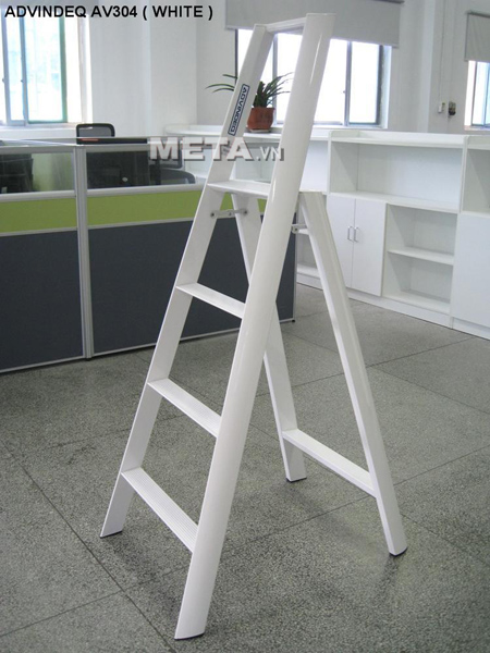Thang nhôm Đài Loan 4 bậc Advindeq AV304 (White) thiết kế thuận tiện cho người sử dụng