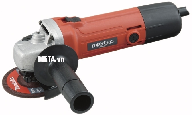 Máy mài góc Maktec MT955 có độ bền cao, hoạt động mạnh mẽ.