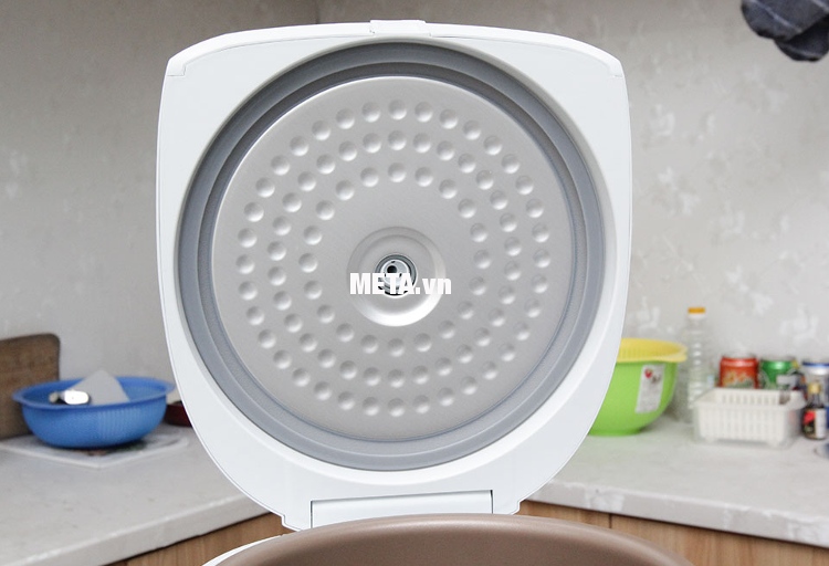 Nồi cơm điện tử Philips HD-3038 sử dụng nắp gài kín hơi.