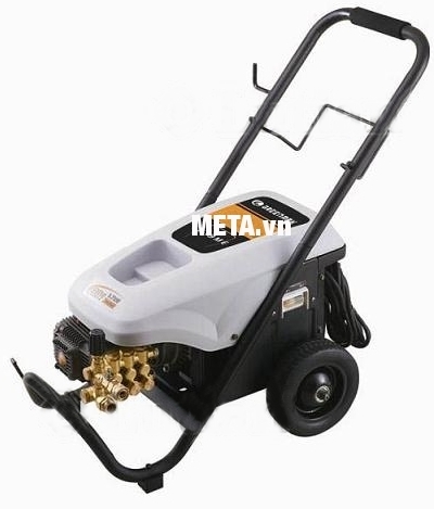 Máy phun rửa áp lực cao Lutian LT-19MC sử dụng dòng điện 3 pha ổn định.