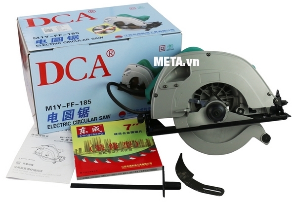 Máy cưa đĩa 1100W DCA AMY185 (M1Y-FF-185) có vỏ hộp thiết kế đẹp mắt.