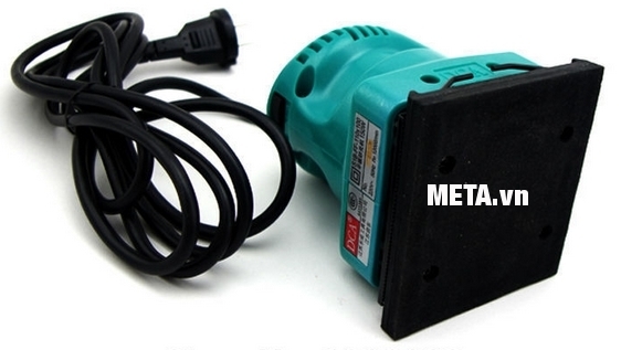 Máy chà nhám rung DCA ASB100 (S1B-FF-110 X 100) có kích thước đề chà lớn.