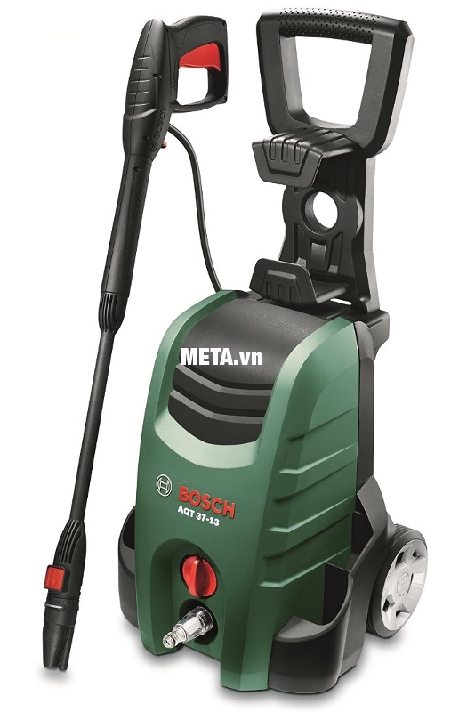 Máy rửa xe gia đình Bosch AQT 37-13 có hai bánh xe to giúp di chuyển nhẹ nhàng.