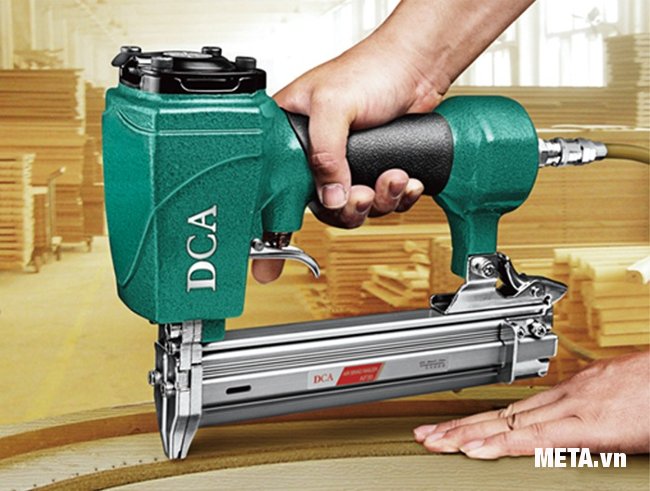 Hình ảnh súng bắn đinh DCA AF30