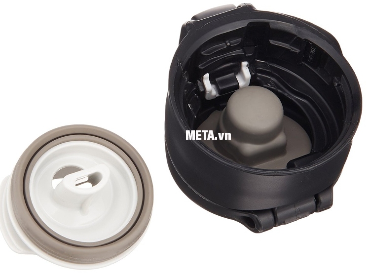 Bình giữ nhiệt nóng lạnh Zojirushi SM-SA48-BA thiết kế nắp có khóa an toàn giúp chống trào.